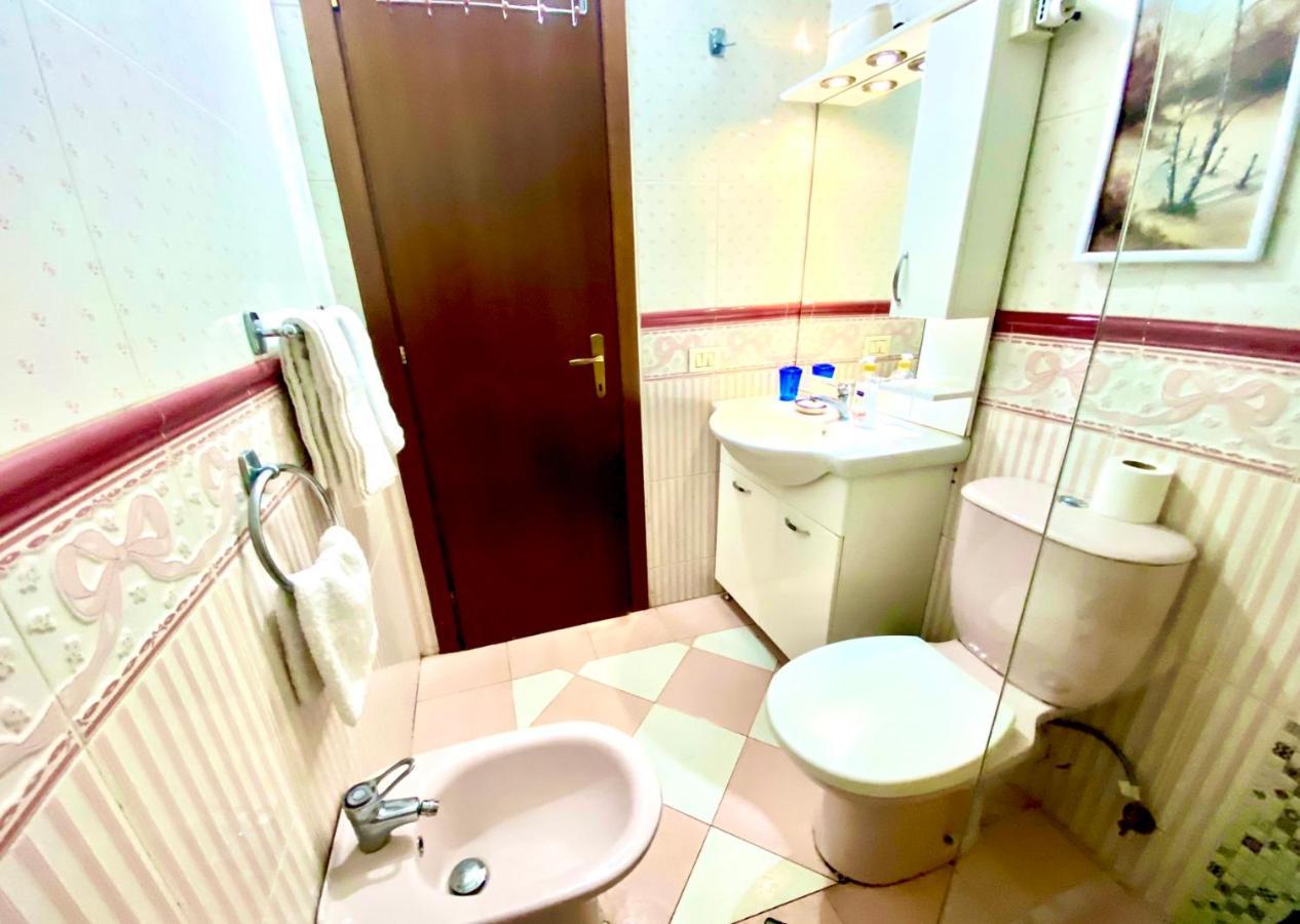 Blloku Apartment تيرانا المظهر الخارجي الصورة