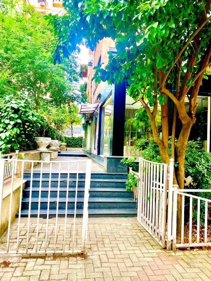 Blloku Apartment تيرانا المظهر الخارجي الصورة