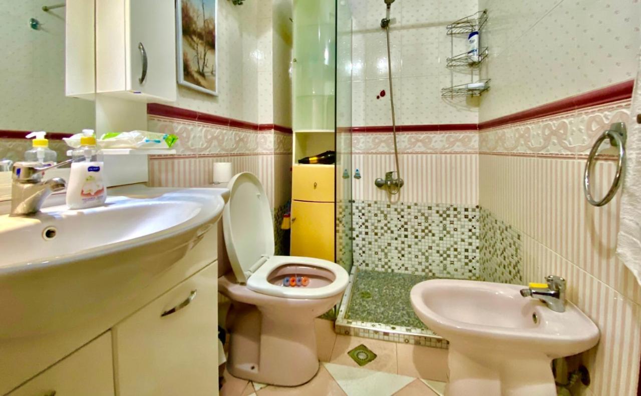 Blloku Apartment تيرانا المظهر الخارجي الصورة